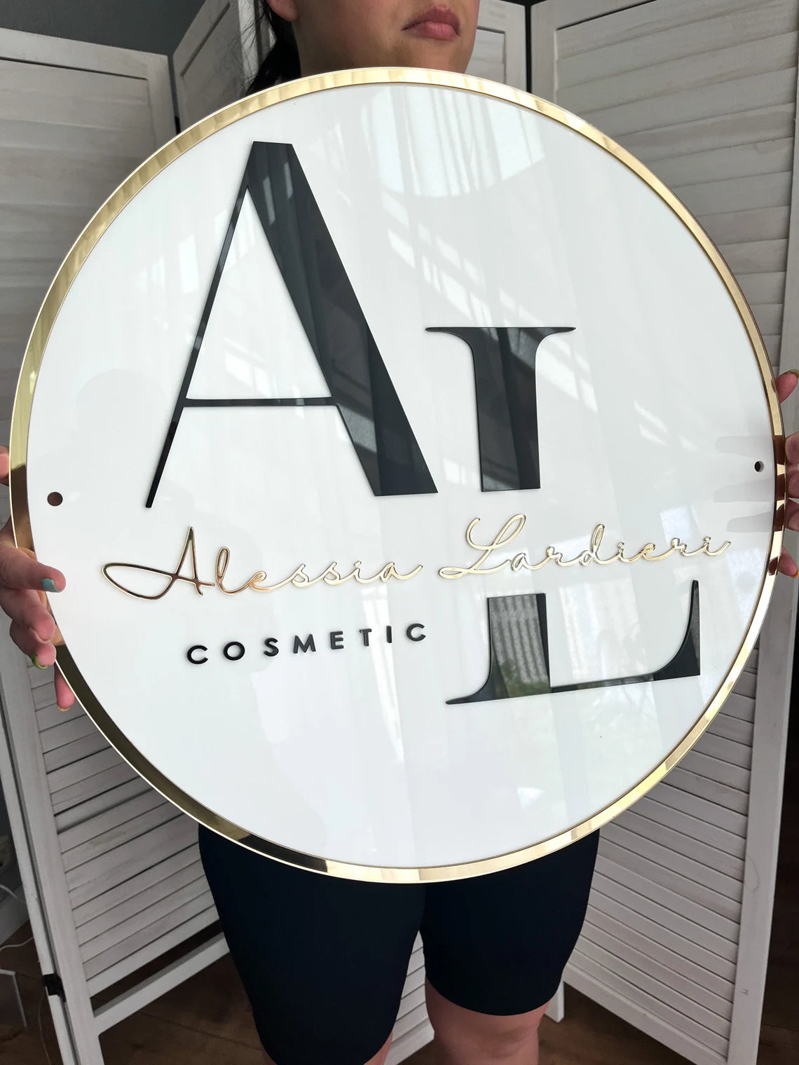 Round Writing Sign Round Business Sign